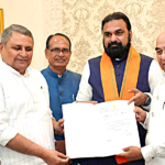 Samrat Chaudhary taking oath as Bihar Chief Minister during official ceremony