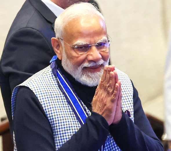 Modi Apologizes to Women after bill defeat in Lok Sabha