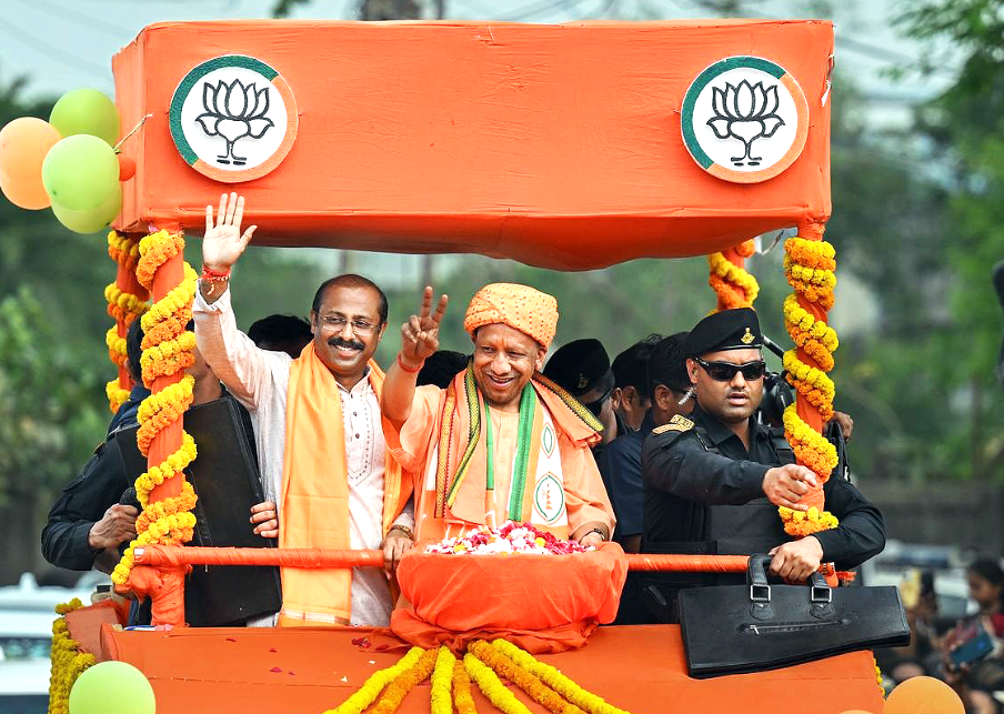 Mohan Majhi and Yogi Adityanath addressing rallies during the final day of election campaigning in West Bengal