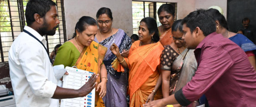 Chief Electoral Officer announces the draft electoral roll under the Special Intensive Revision.