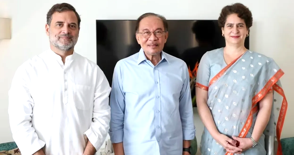 Rahul, Priyanka Meet Malaysian Prime Minister