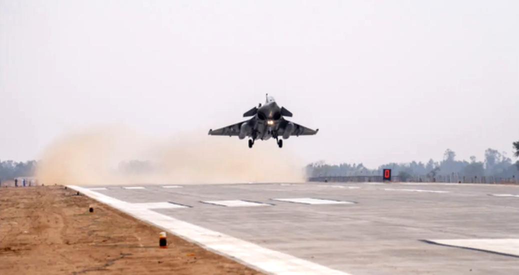 Pakistan Airstrikes Afghanistan: 3 Killed in Kunar
